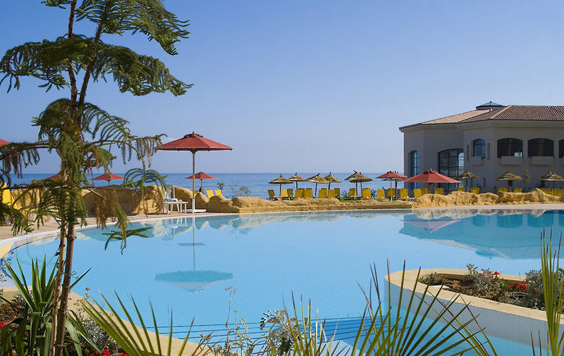 La Cigale Tabarka Hotel Facilități foto A pool at a resort in Crete, Greece
